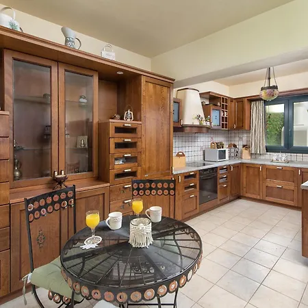Veranna Villa